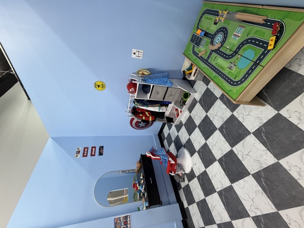 Mechanic Workshop & Interactive Race Track
